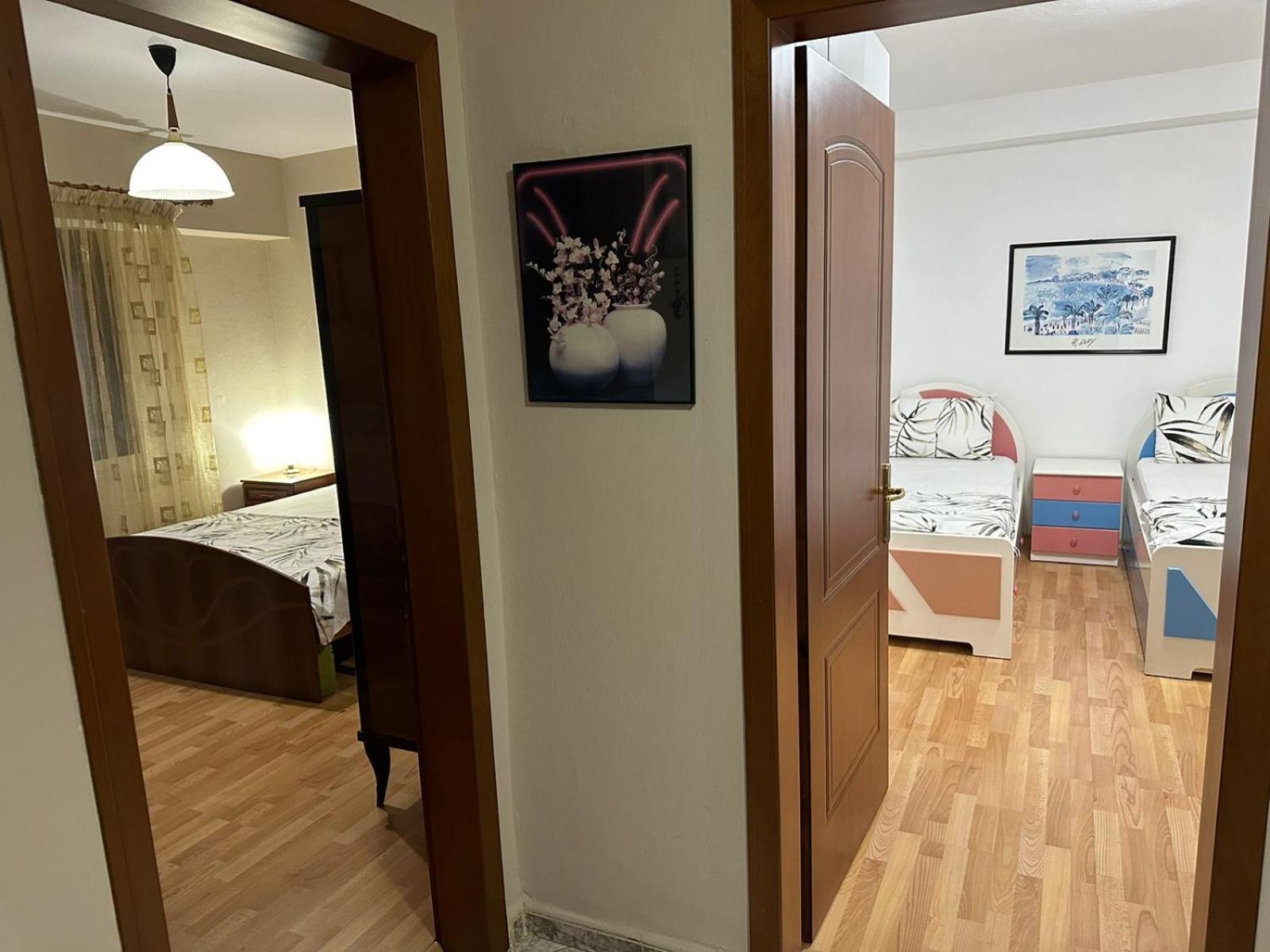 City Center Apartment ดูร์เรส ภายนอก รูปภาพ